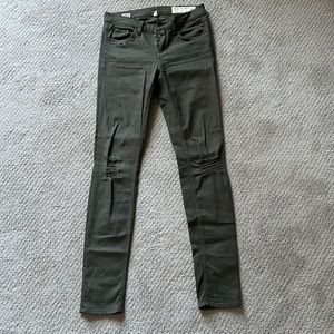 Rag and bone jean for intermix olive distressed size 26